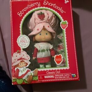 STRAWBERRY SHORT CAKE THE ORIGINAL 1080’s DESIGN IN BOX CLASSIC  DOLL